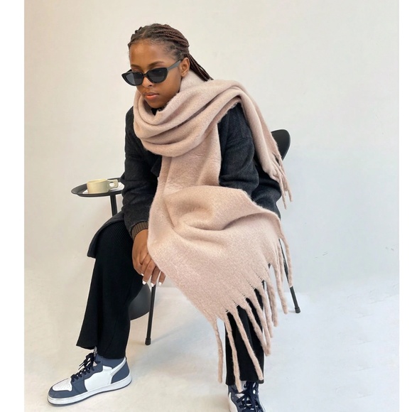 Beige Wide Shawl Scarf With Tassels Fuzzy Knit - Picture 3 of 8